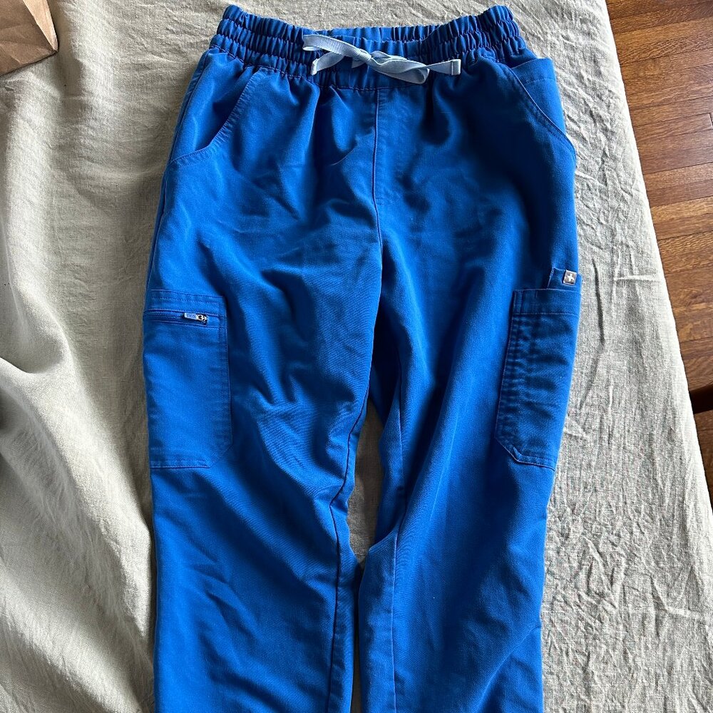 FIGS Royal Blue High Waisted Uman Relaxed - Medium Petite Jogger Scrub Pants